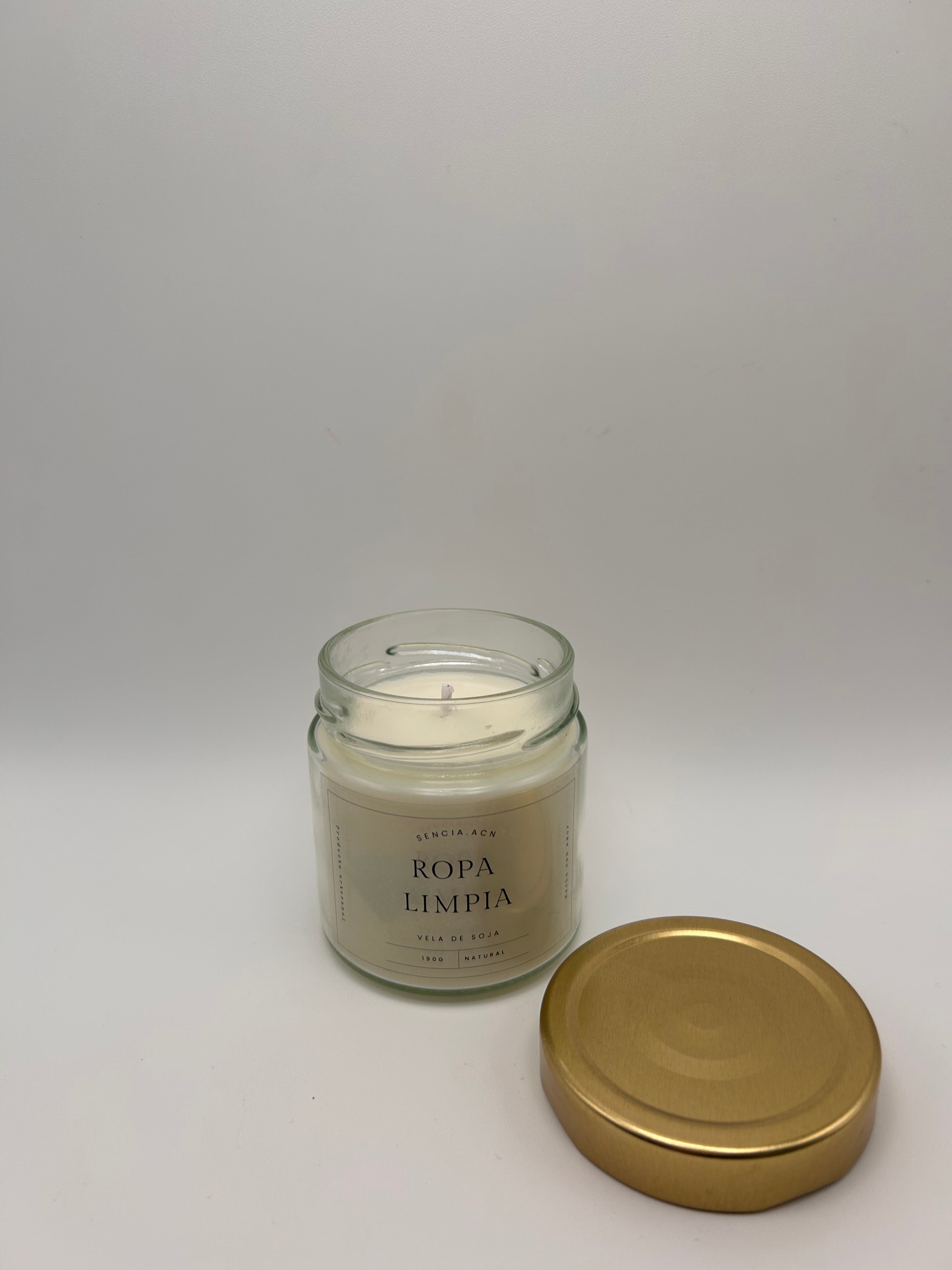 vela aromática ropa limpia